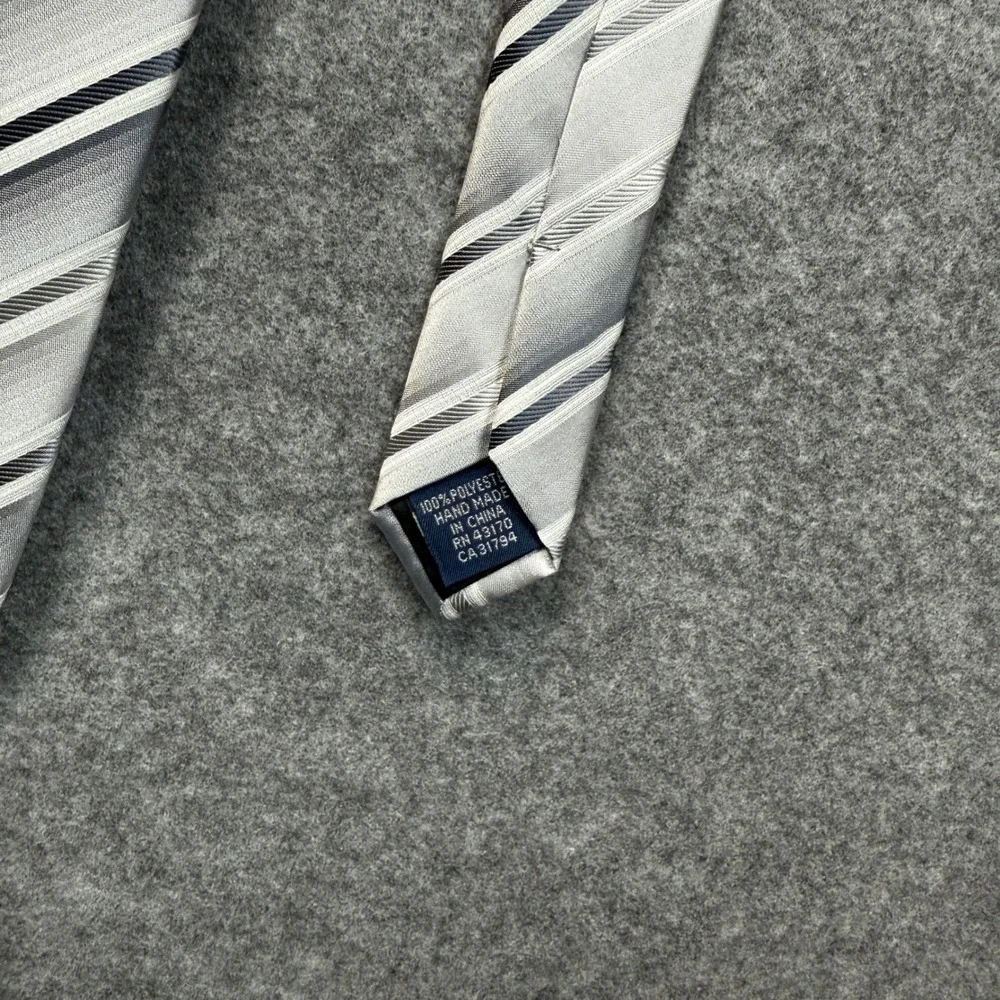 John Ashford Mens Silver White Black Striped Polyester Necktie FN13BX38‎ NEW